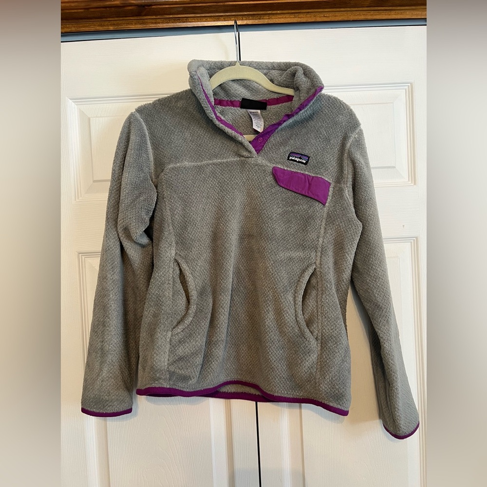 Patagonia Fuzzy Half Button Long Sleeve Sweatshirt